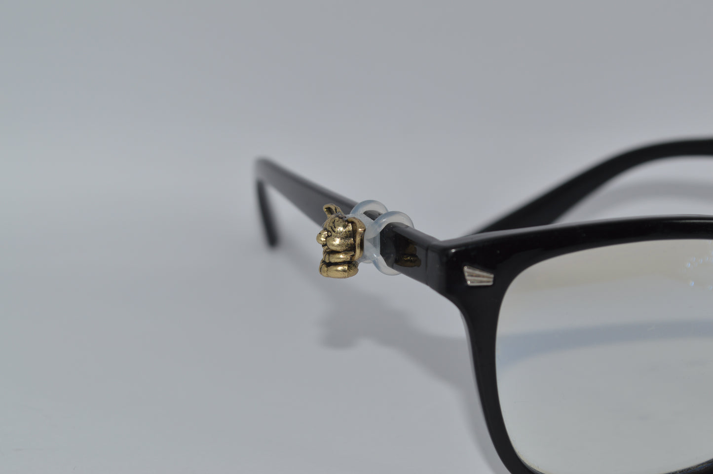 Large-Eared Elephan Eyedecot Charm