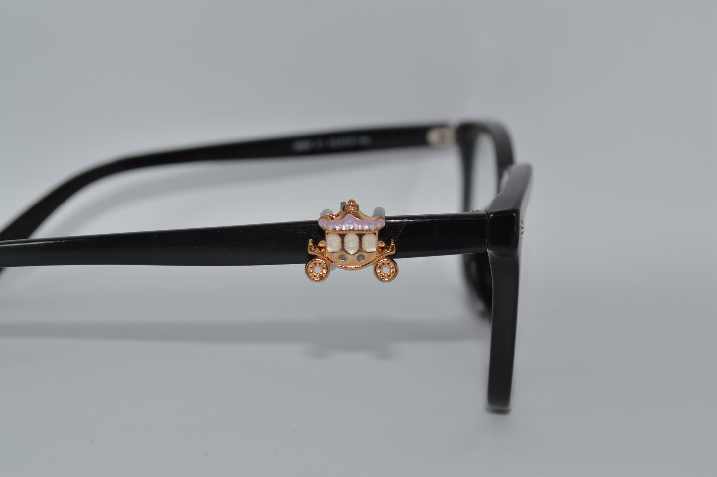 Carriage Eyedeco Charm