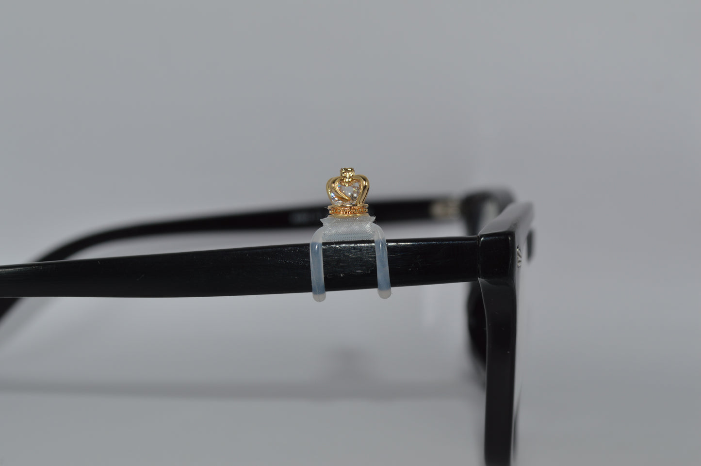 Crown w/ Jewel Eyedeco Charm