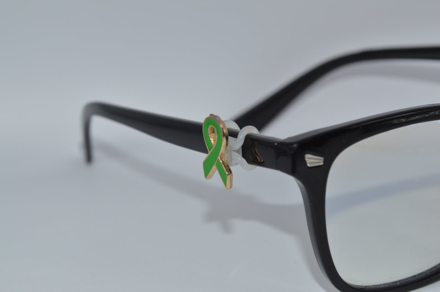 Cancer Ribbon Eyedeco Charm