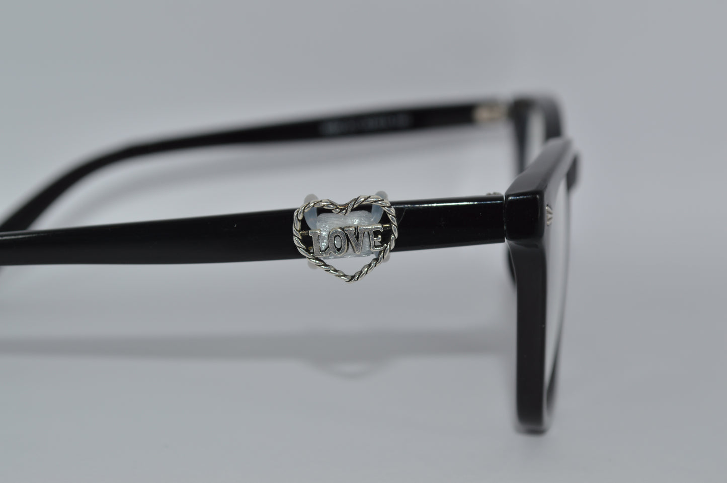 Love w/ Heart Eyedeco Charm