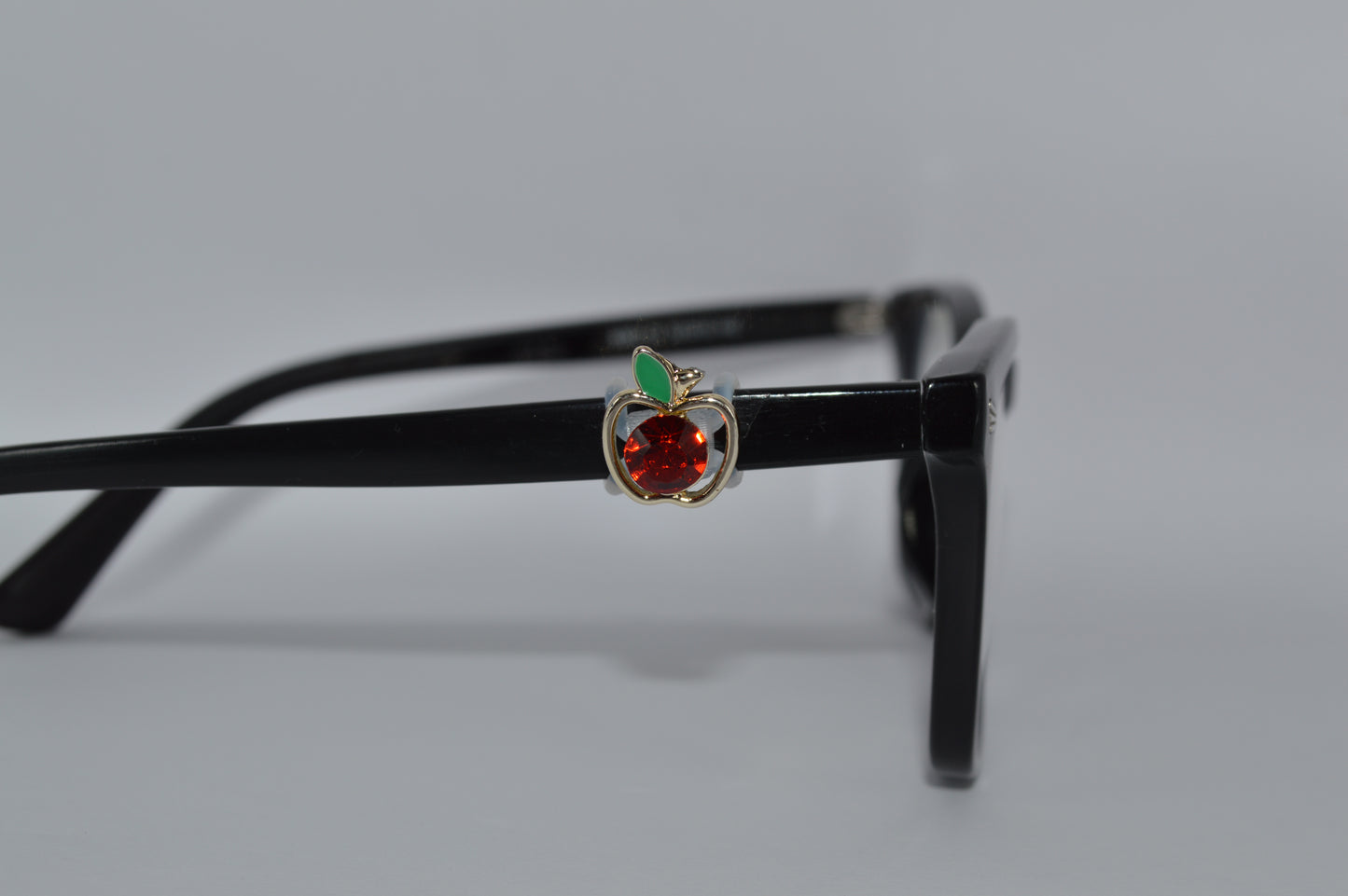 Jeweled Apple Eyedeco Charm