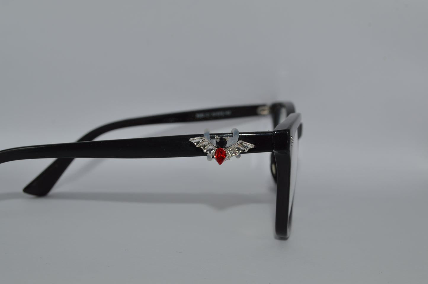 Jeweled Bat Eyedeco Charm