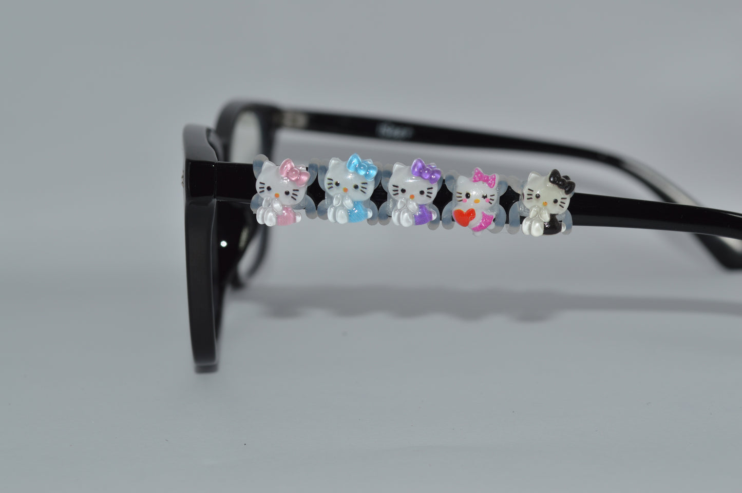 Kitty Eyedeco Charm A29