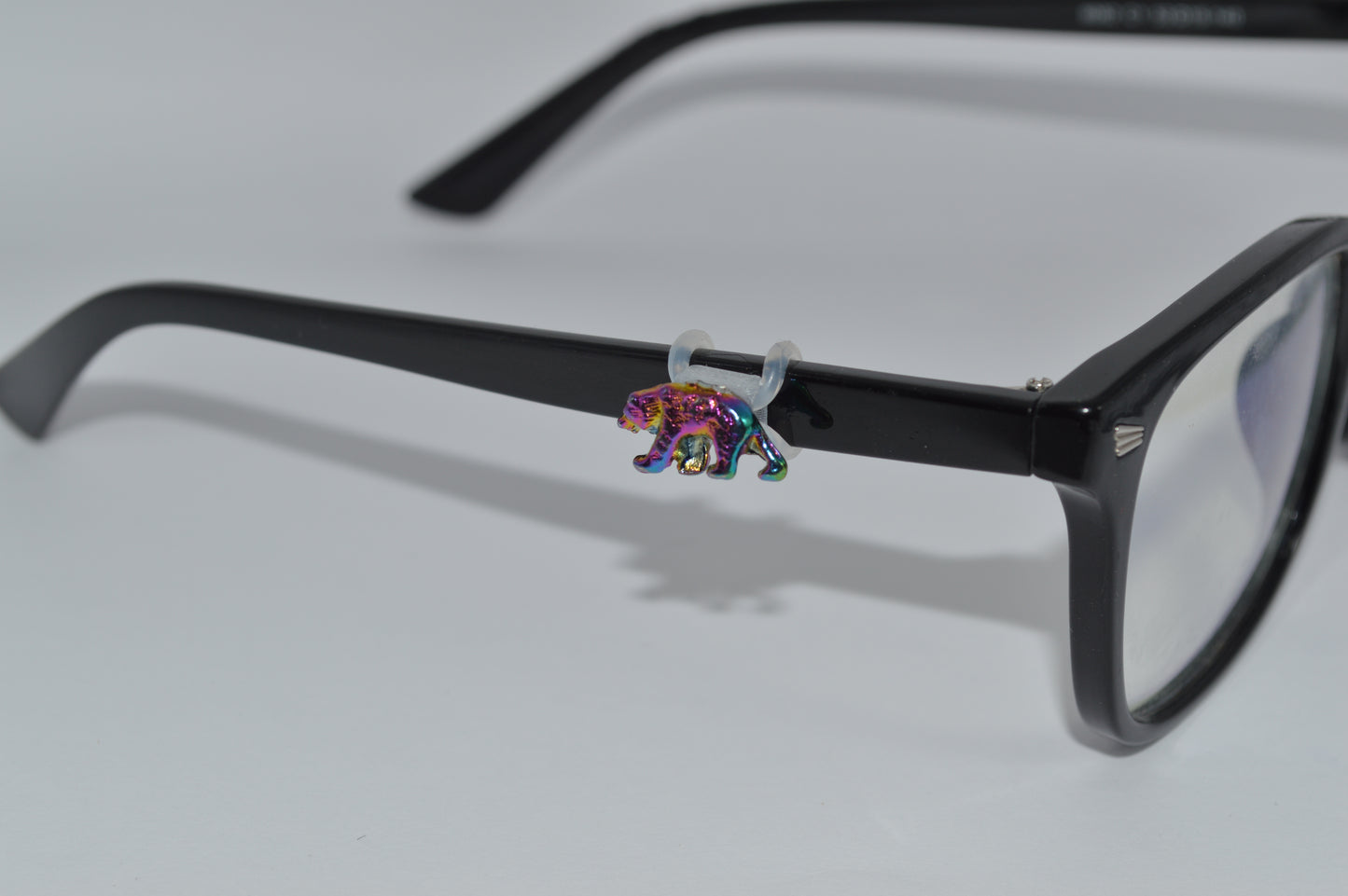 Grizzly Bear Eyedeco Charm