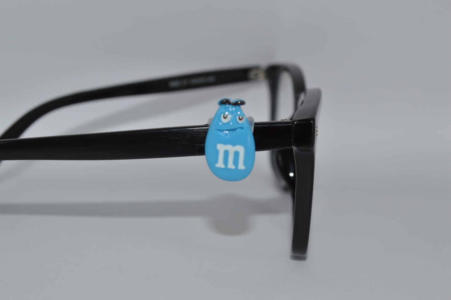 M&M Eyedeco Charm K30