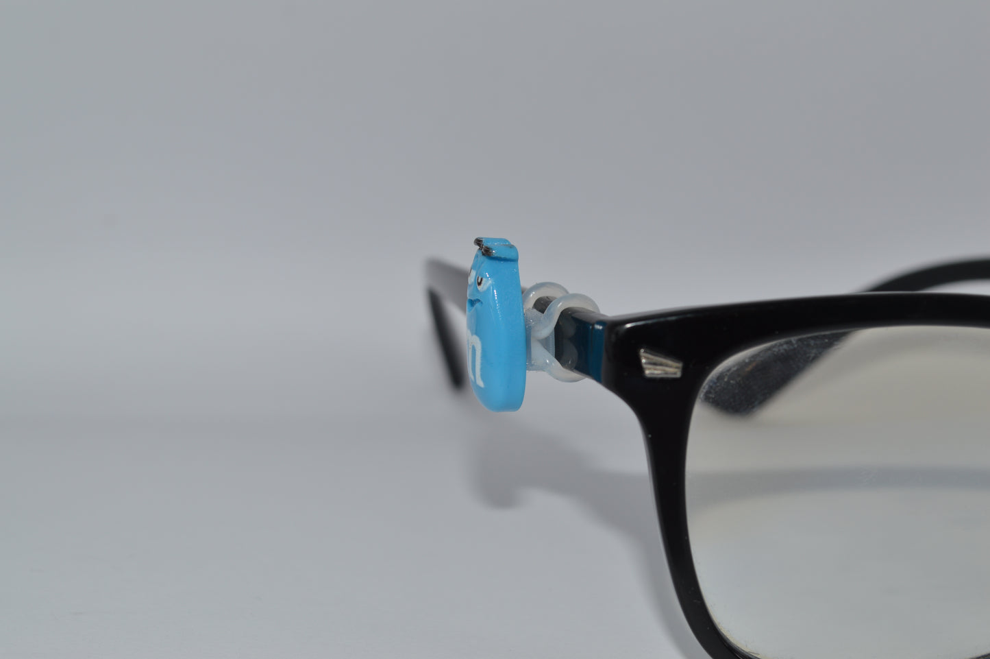 M&M Eyedeco Charm K30