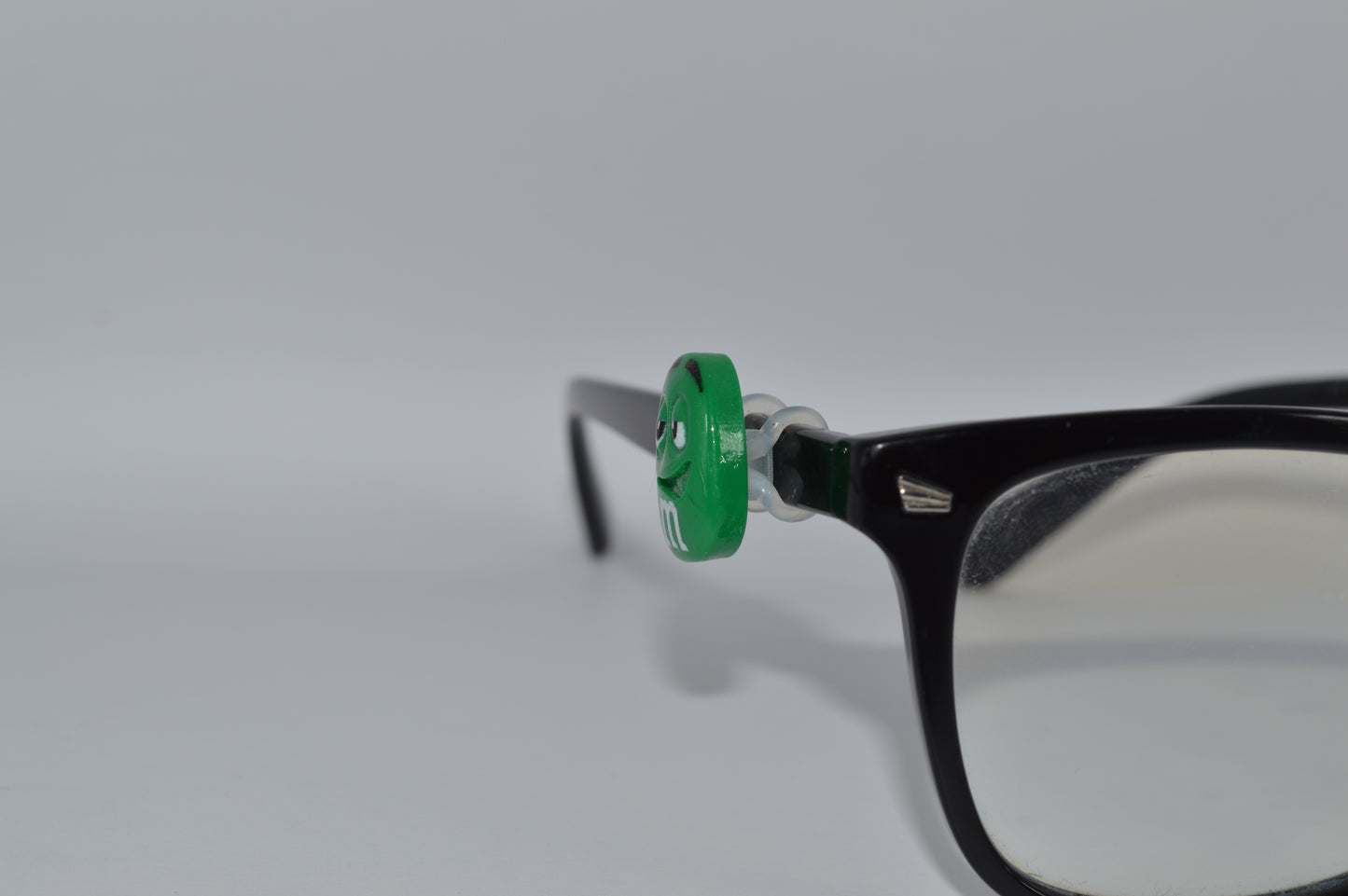 M&M Eyedeco Charm K30