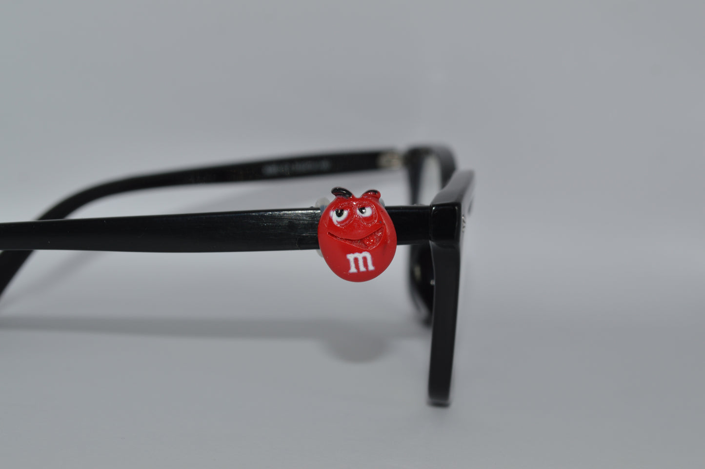 M&M Eyedeco Charm K30
