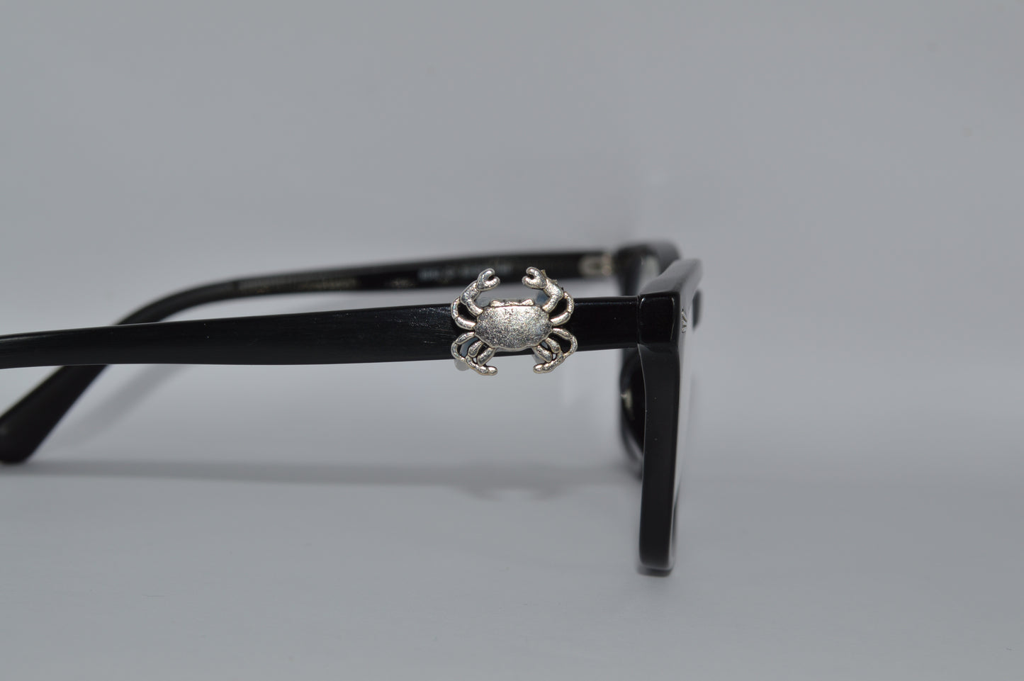 Metal Crab Eyedeco Charm