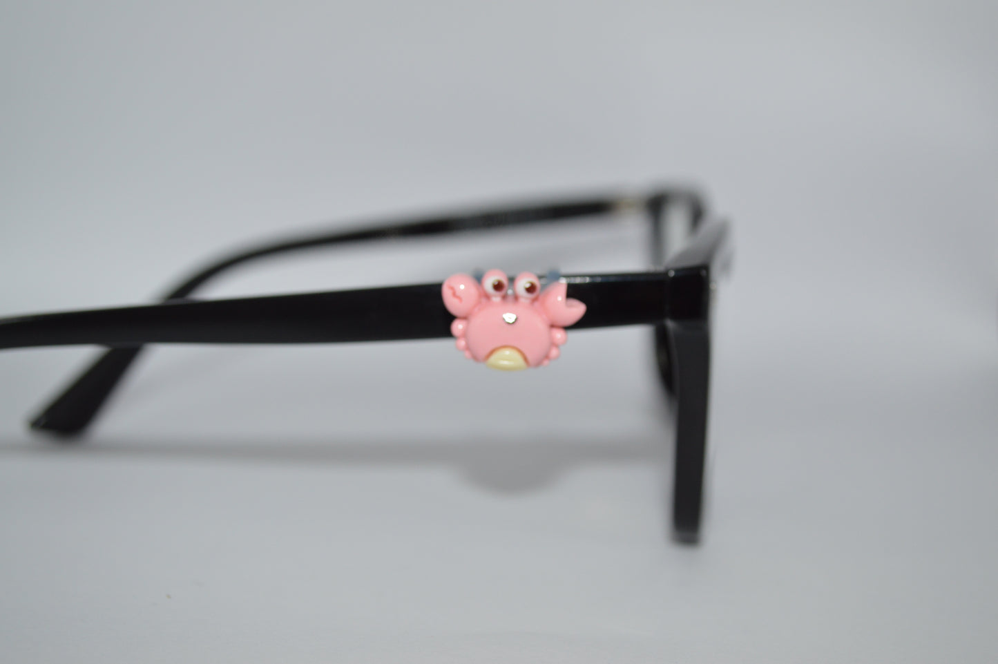 Pink Cartoon Crab Eyedeco Charm