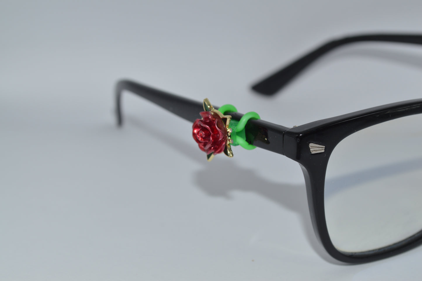 Red Rose Eyedeco Charm