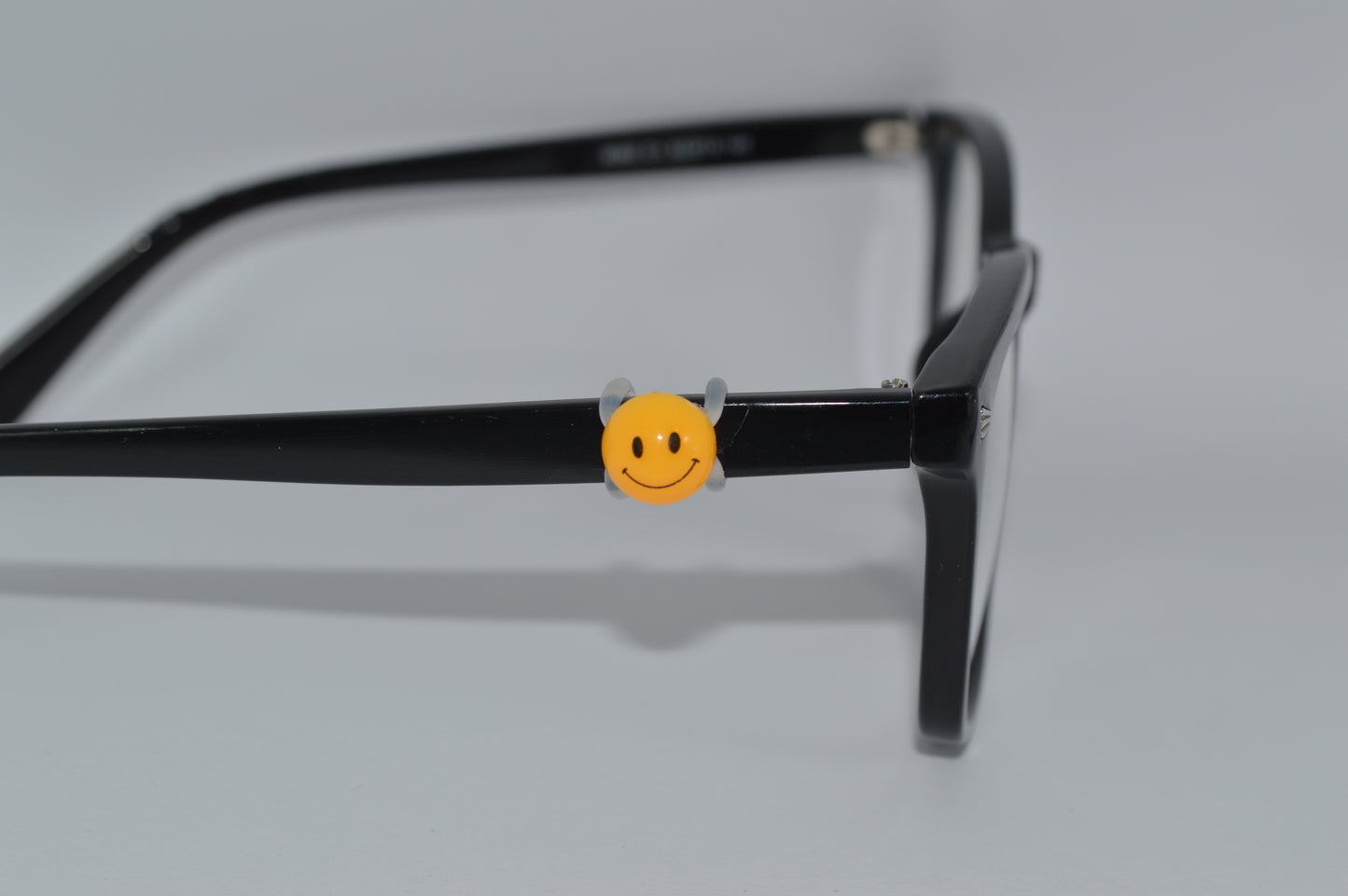 Yellow Smiley Face 1 Eyedeco Charm