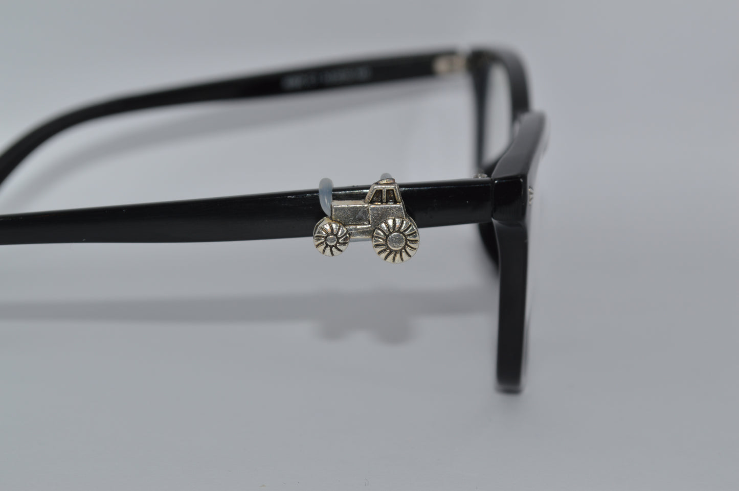 Tractor Eyedeco Charm