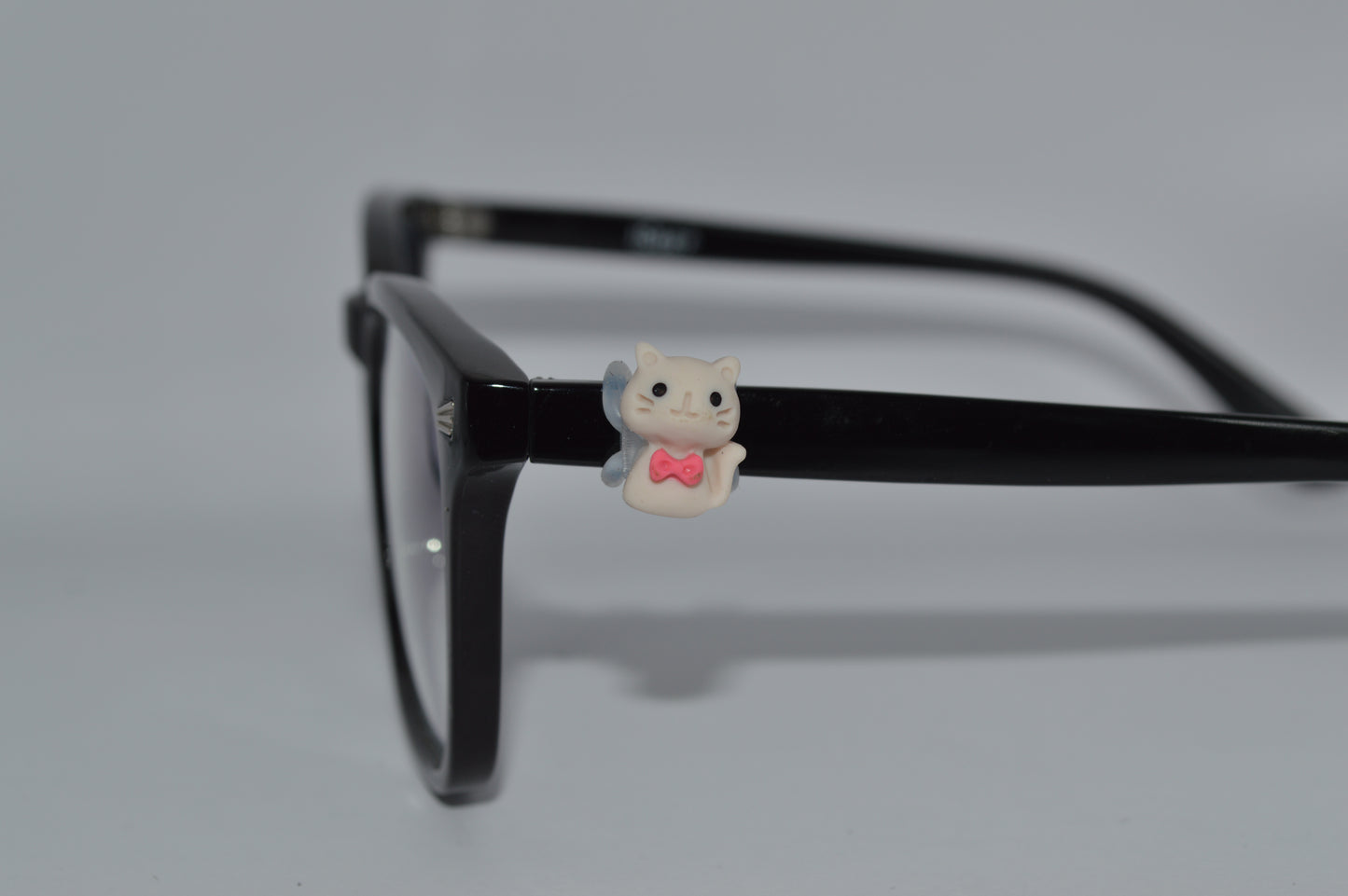 Cartoon Cat Eyedeco Charm A16