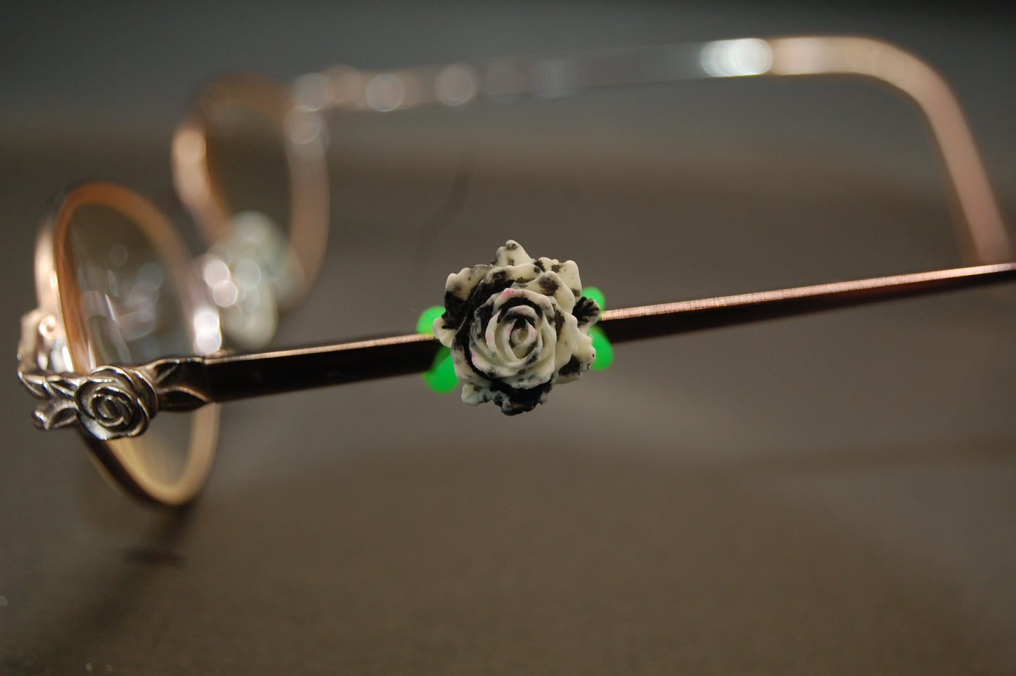 Tie Dyed Rose Eyedeco Charm