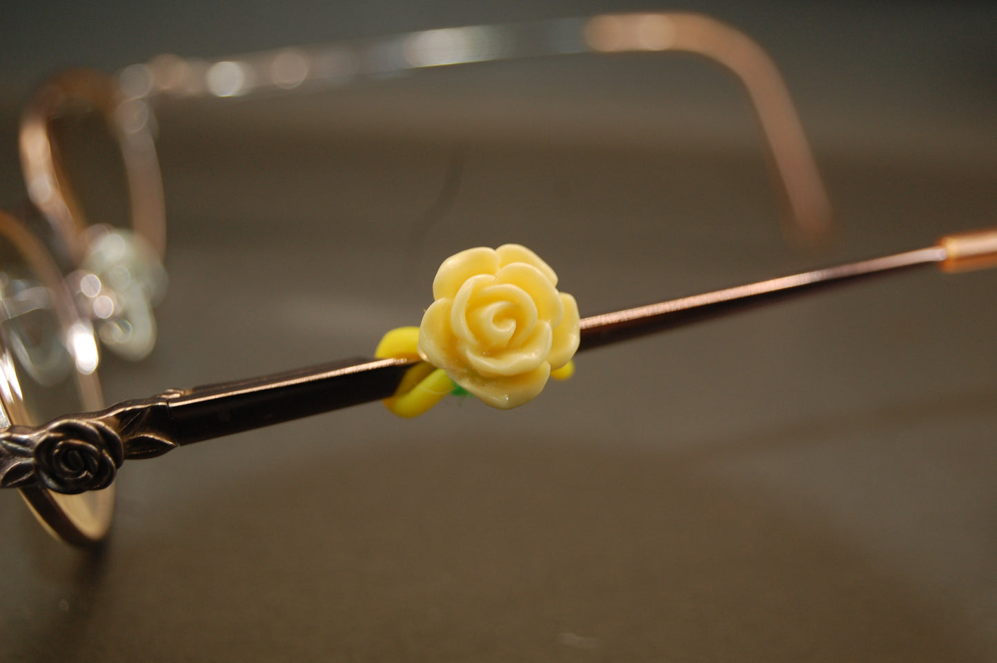 Rose Eyedeco Charm