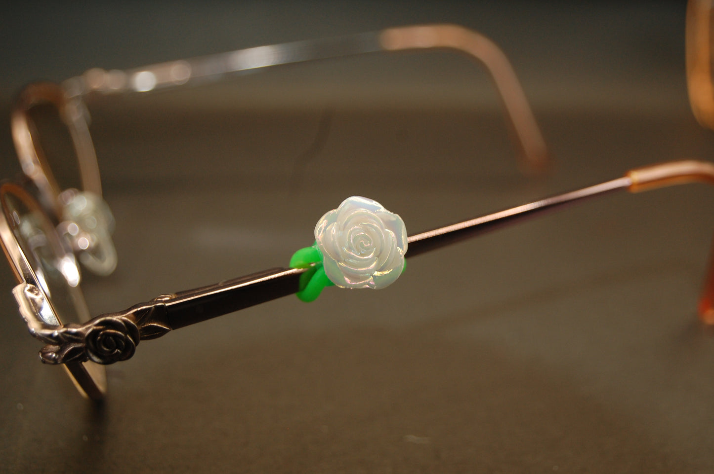 Iridescent Rose Eyedeco Charm