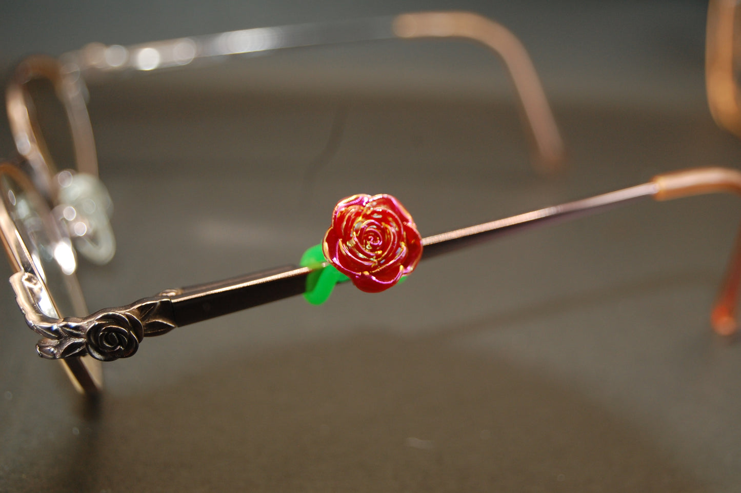 Iridescent Rose Eyedeco Charm