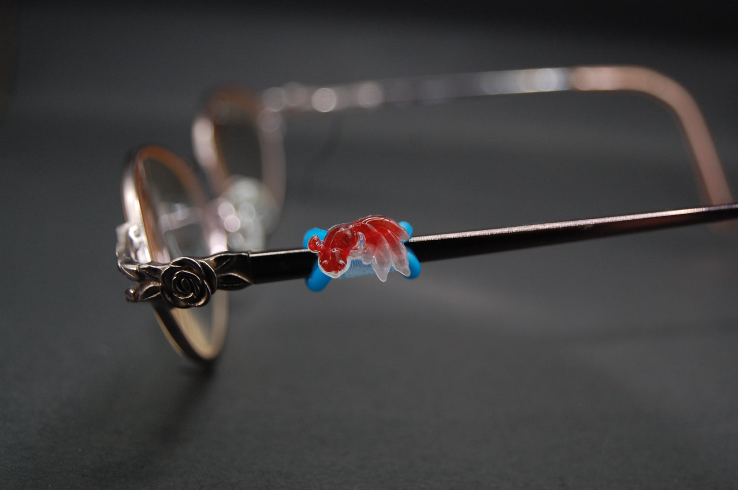 Beta Fish Eyedeco Charm - Colors Shipped Randomly H53