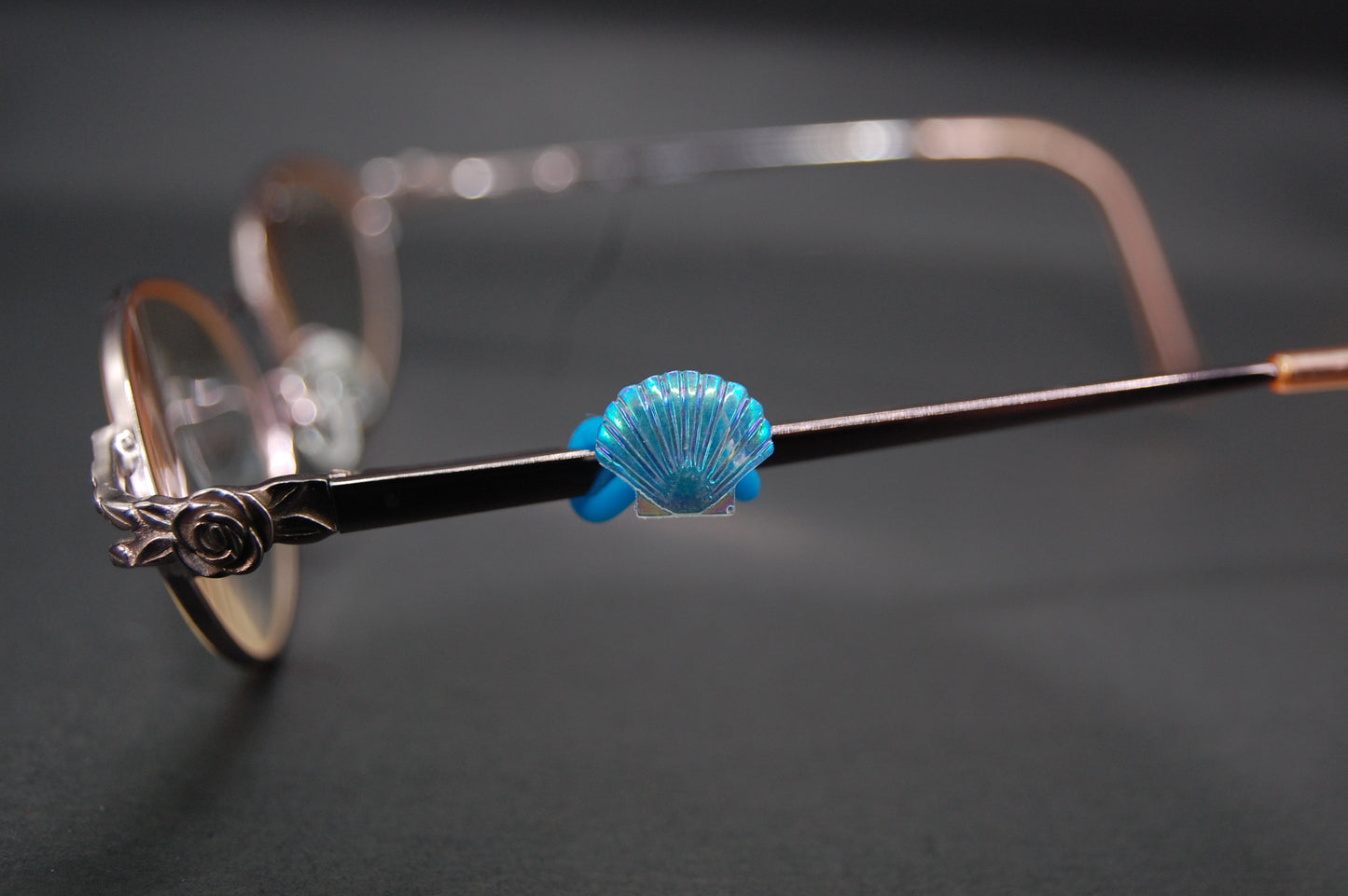 Clam Eyedeco Charm