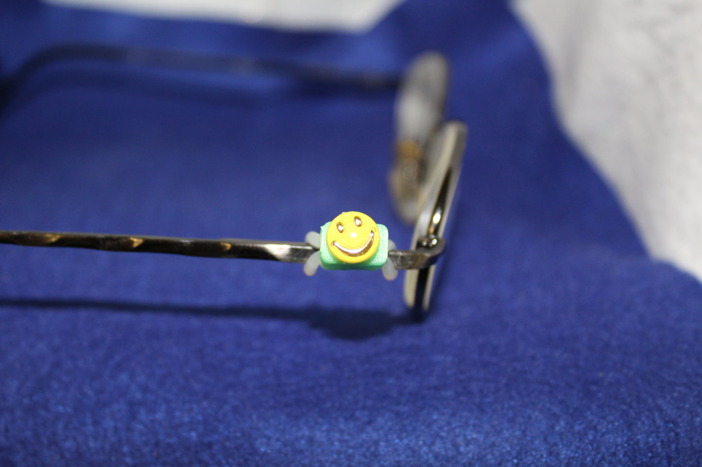 Yellow Smiley Face 2 Eyedeco Charm