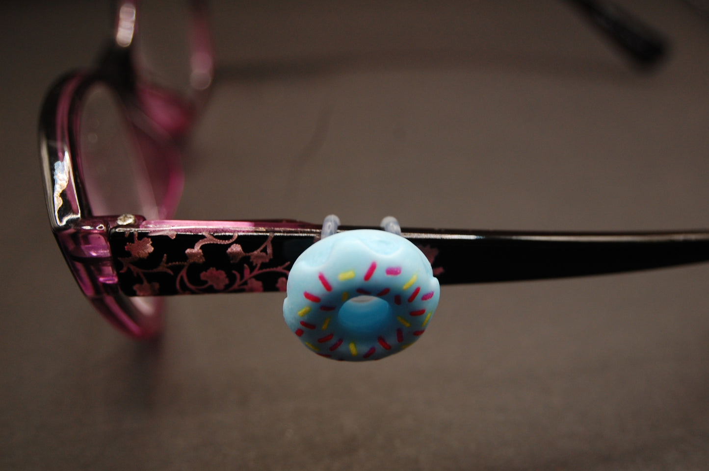 Doughnut Eyedeco Charm