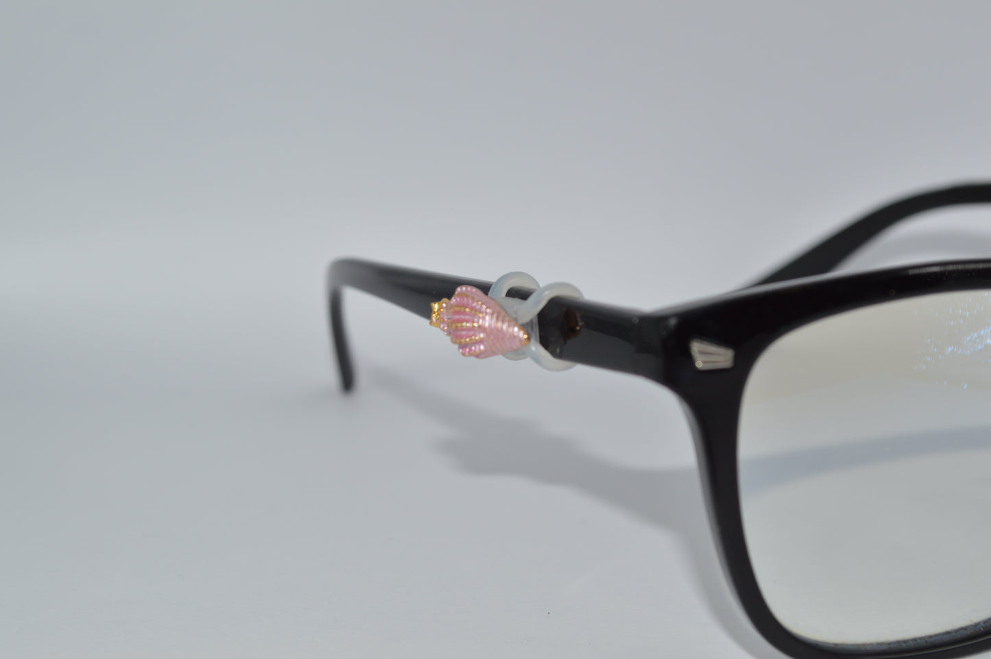 Pink Sea Shell Eyedeco Charm