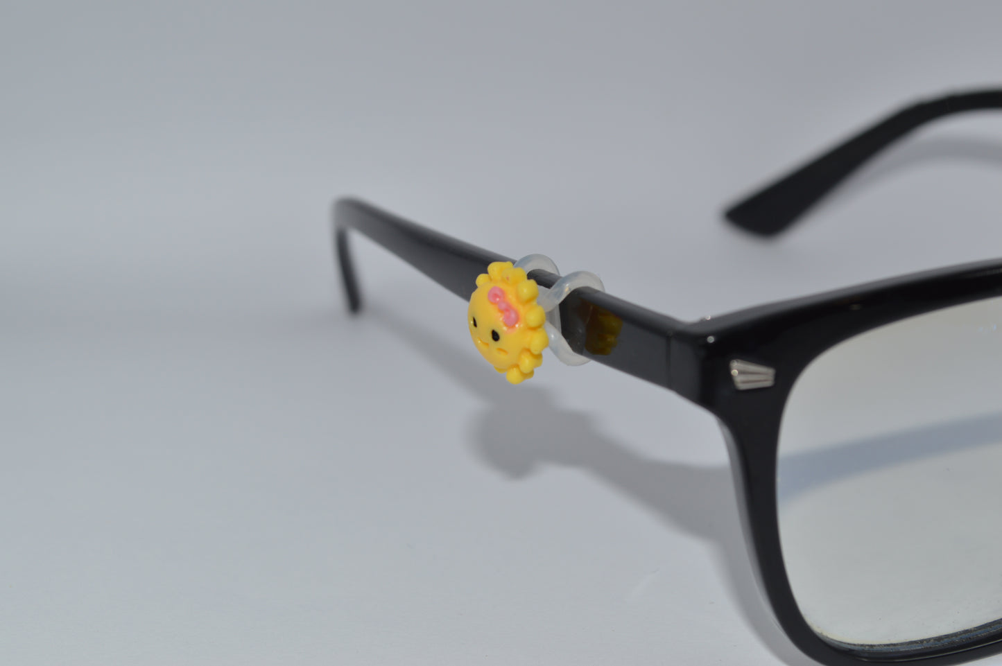 Sun Smiley Face with Bow Eyedeco Charm